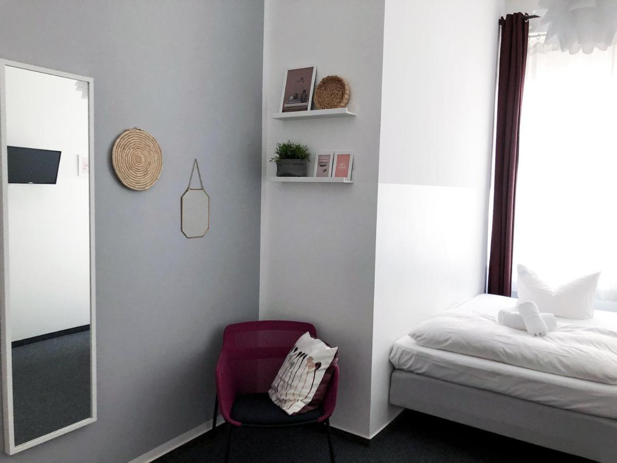 Pension Absolut Berlin Exterior photo